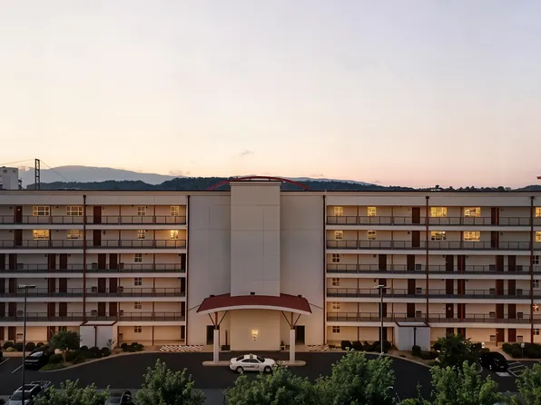 210 Raceday Center Dr #306, Bristol, TN 37620