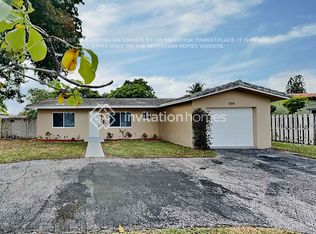 555 NW 16th Ave, Boca Raton, FL 33486