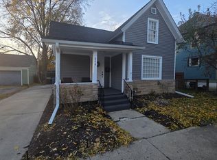 310 N Chestnut St, Aurora, IL 60506