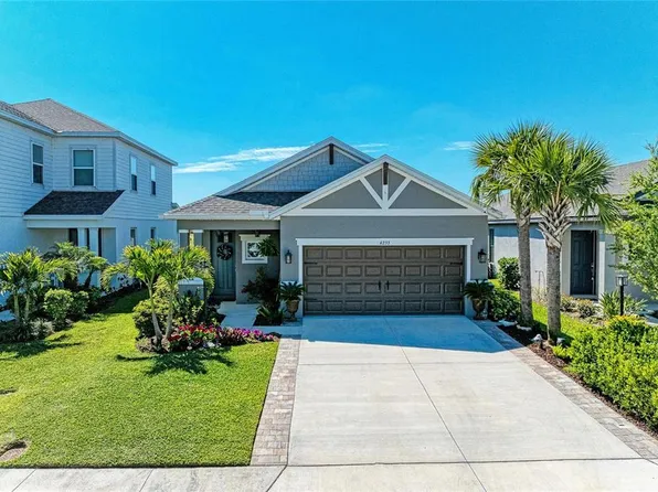 4253 Pond Brook Ct, Lakewood Ranch, FL 34211