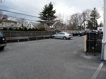 3rd image of 2380 Hempstead Tpke