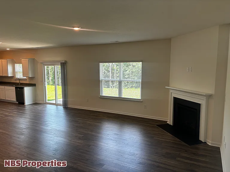 12309 Manhattan Ln — Photo 11