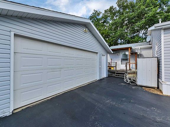 3rd image of 4651 N 49th Ave