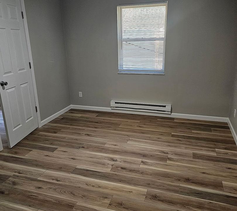 1st image of 1104 W McCarty St #102