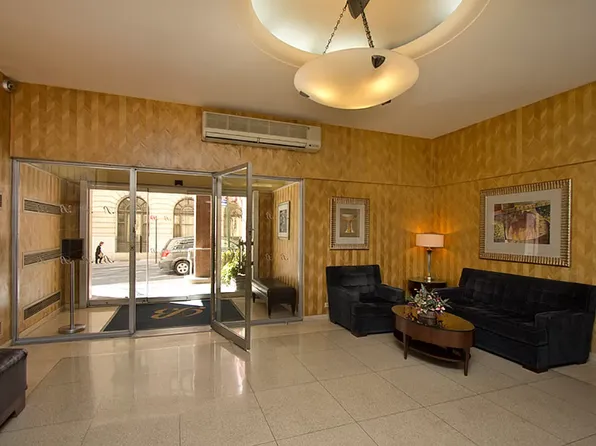 139 East 35th Street image 2 of 8