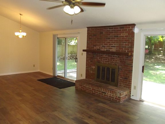 2nd image of 7319 Shadowlake Dr