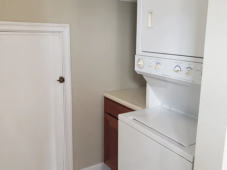 725 E Saint Clair St #5 — Photo 19