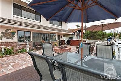 5th image of 2652 Bayshore Ave