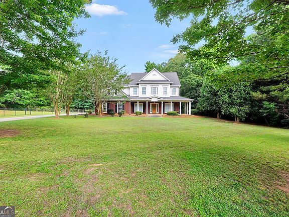 5th image of 1731 Snapping Shoals Rd