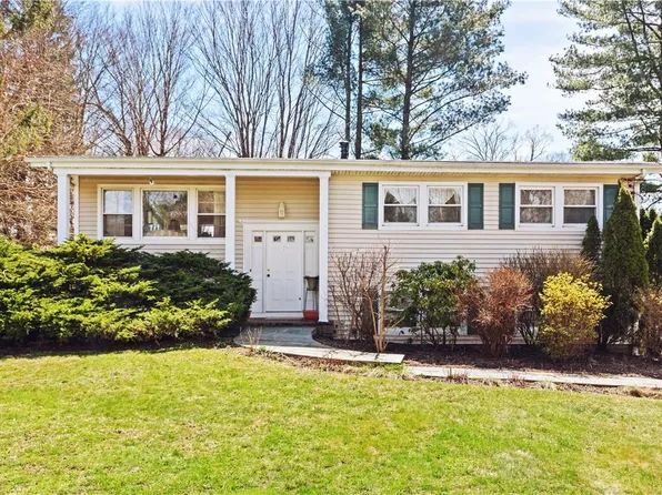 3376 Lorelei Drive, Yorktown Heights, NY 10598