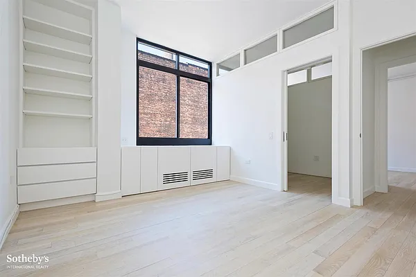 Rented by Sotheby's International Realty | media 17