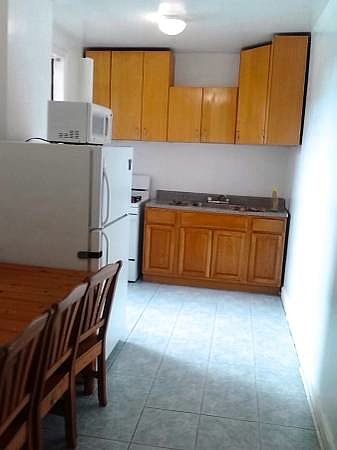 1st image of 13849 Barclay Ave APT 3J