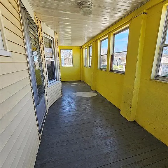 75 Vernon St — Photo 12