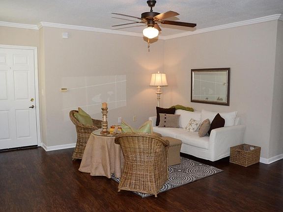 Living Room 3