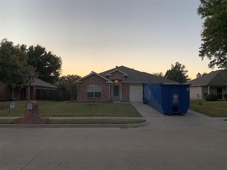 1st image of 743 Winding Oak Bnd