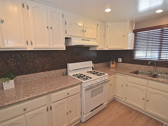 5th image of 700 E Taft Ave APT 19