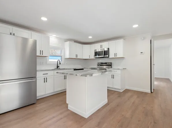 23 Colvin St, Attleboro, MA 02703