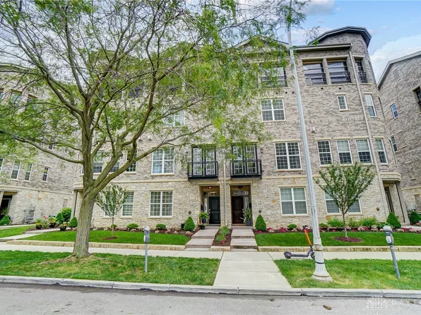 114 W Monument Ave, Dayton, OH 45402