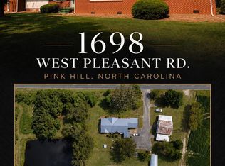 1698 W Pleasant Hill Rd, Pink Hill, NC 28572