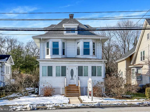 1544 Bridge St, New Cumberland, PA 17070