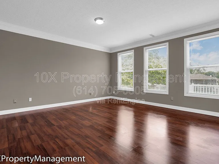 3056 Melville St — Photo 5