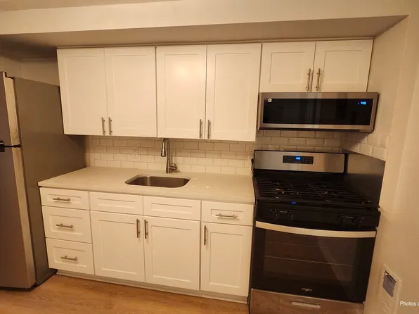 Pleasant Valley Shopping Center Residential, 1 Maggiacomo Ln #4, Pleasant Valley, NY 12569