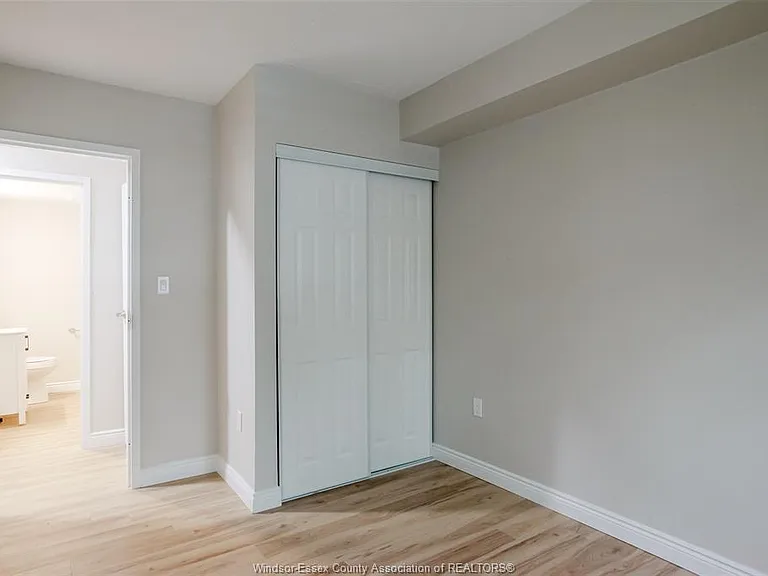 3355 Sandwich St #102 — Photo 22