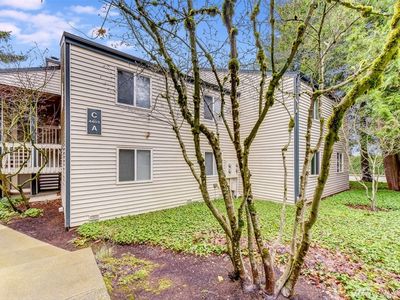4403 216th St SW APT C, Mountlake Terrace, WA, 98043