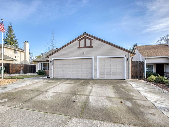 4th image of 5723 Summit Dr