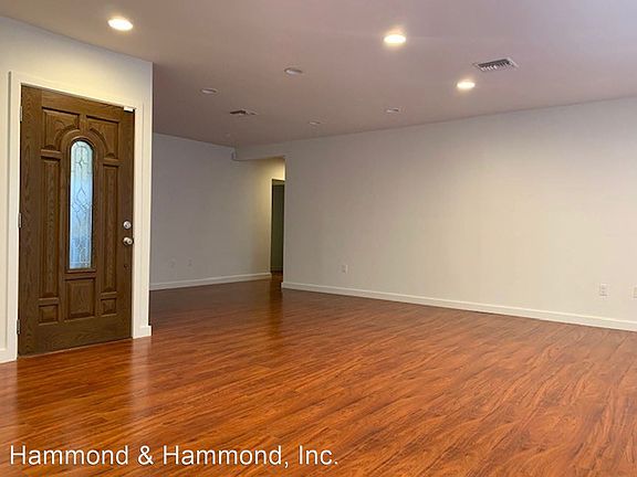 5th image of 6125 Shadyglade Ave