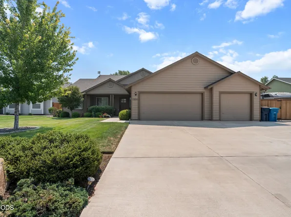 1950 NW Nickernut Ct, Redmond, OR 97756
