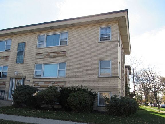 2nd image of 7223 W Dickens Ave APT 1C