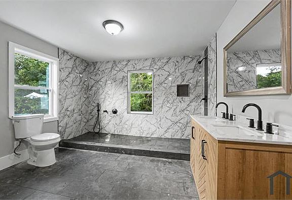 4th image of 2849 Cardo Dr NW