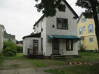 1st image of 207 Charles St