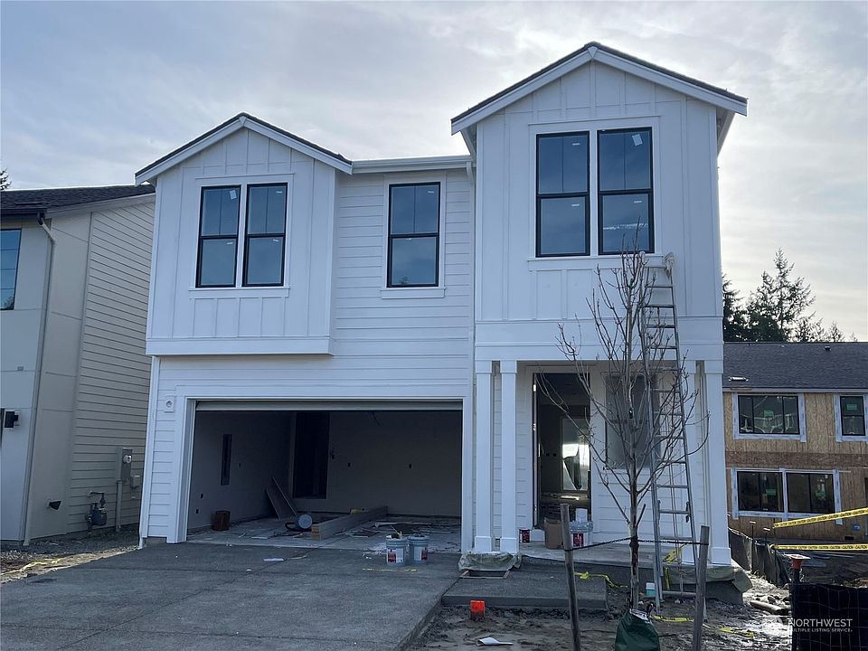 1st image of 24521 NE 18th Street