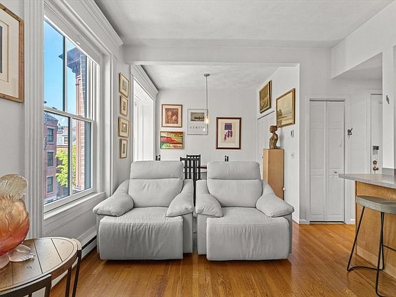 3rd image of 7 Dwight St APT 3