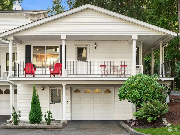 32517 1st Place S #16-1, Federal Way, WA 98003