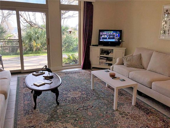4th image of 1175 N Beachview Dr #484