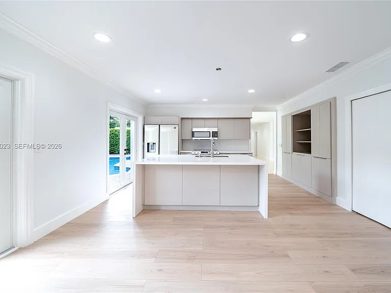9835 W Broadview Dr — Photo 7