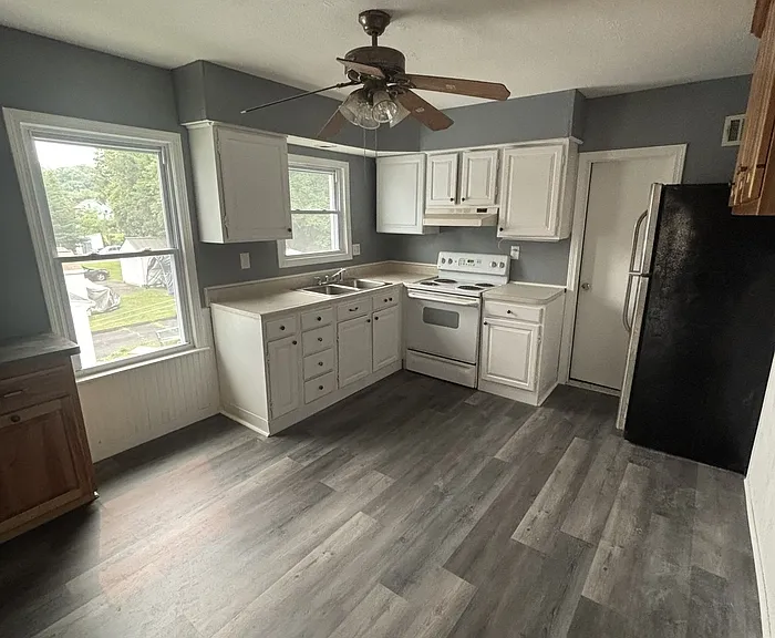 49 Atkins Ave #2 — Photo 2