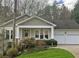 218 Fennel Dun Cir, Biltmore Lake, NC 28715