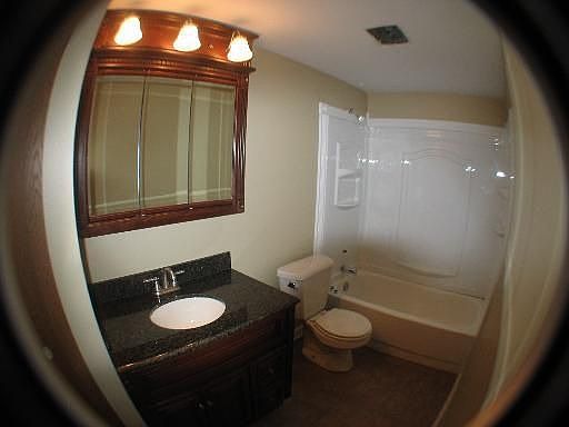 4th image of 5600 Astor Ln Unit 104