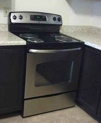 4th image of 4433 N Stanton St APT 151