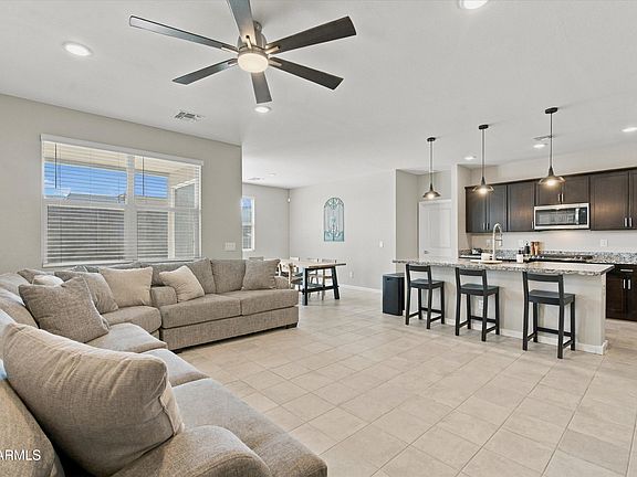 3rd image of 9033 W AGORA Lane