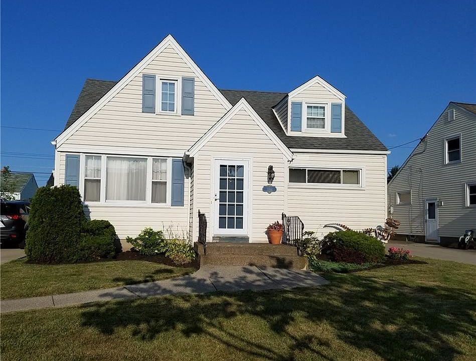 1st image of 153 Cresthill Ave