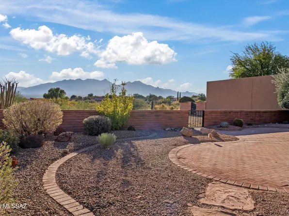 1717 W Placita Peseta, Green Valley, AZ 85622