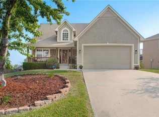 529 S 138th St, Bonner Springs, KS 66012