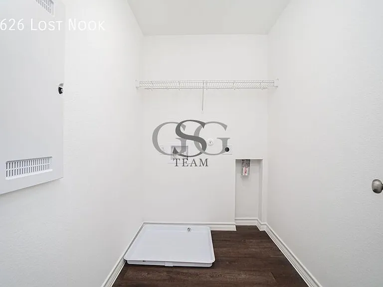1626 Lost Nook — Photo 17