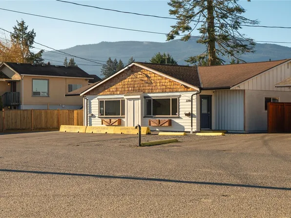 2206/2204 Petersen Pl, Nanaimo, BC V9S 4N5