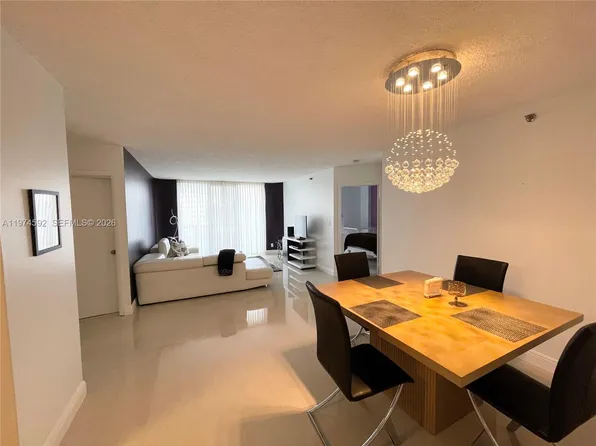 3600 Mystic Pointe Dr, Aventura, FL